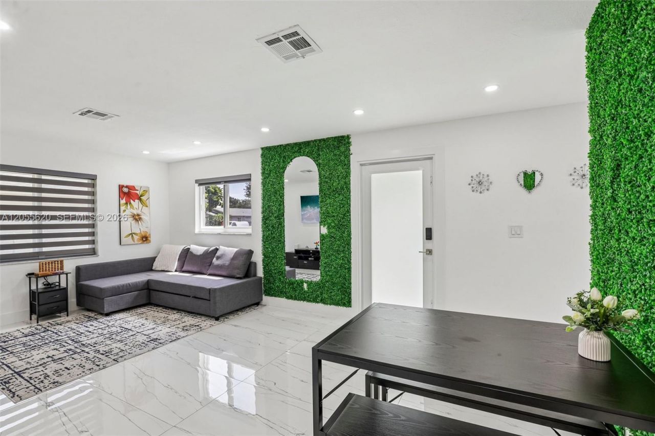 316 N 61st Ave , Hollywood, FL 33024 Photo