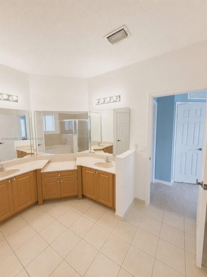 1690 SE 24th Ct, Homestead, FL 33035 Photo