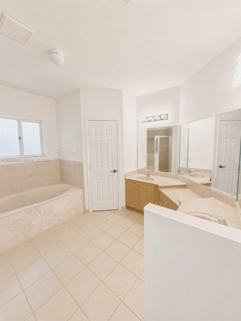 1690 SE 24th Ct, Homestead, FL 33035 Photo