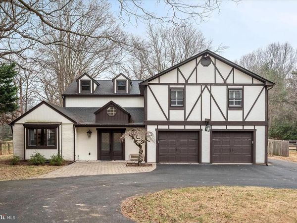 9036 JEFFERY ROAD, GREAT FALLS, VA 22066