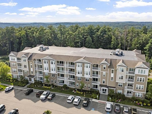 2 Francis Dr, Unit 203, Andover, MA 01810