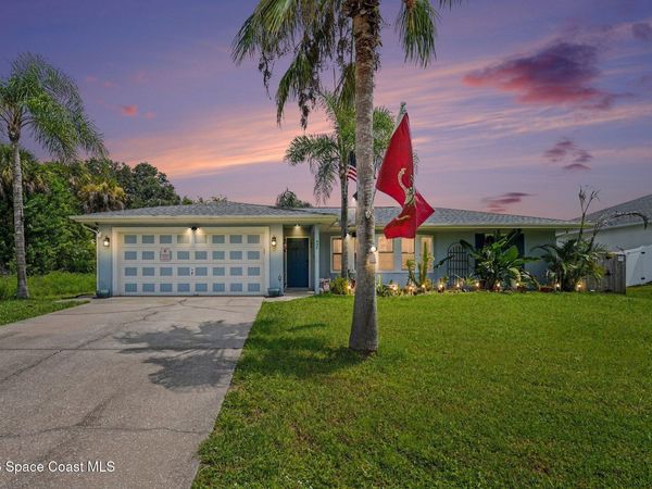 907 Hattaras Terrace SE, Palm Bay, FL 32909