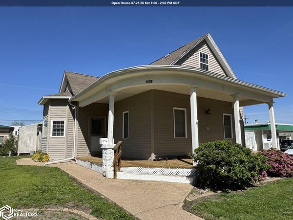 115 Swan Street, West Burlington, IA 52655