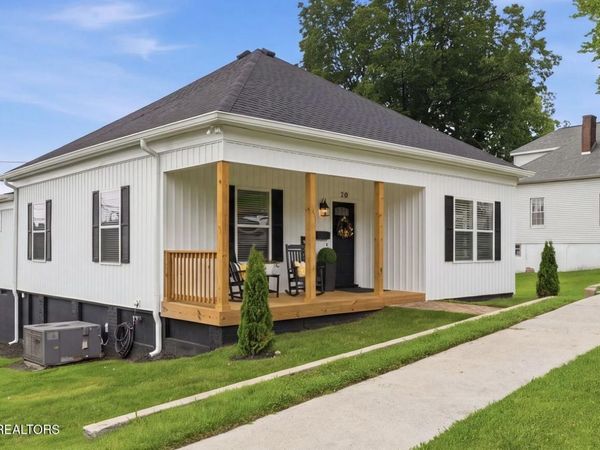 210 E 1st Ave, Lenoir City, TN 37771