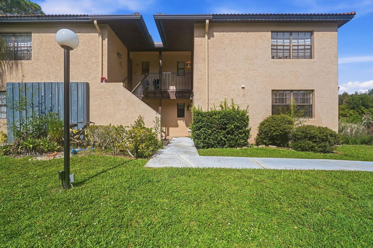 2480 SE Garden Terrace, Unit 507, Port Saint Lucie, FL 34952 Photo