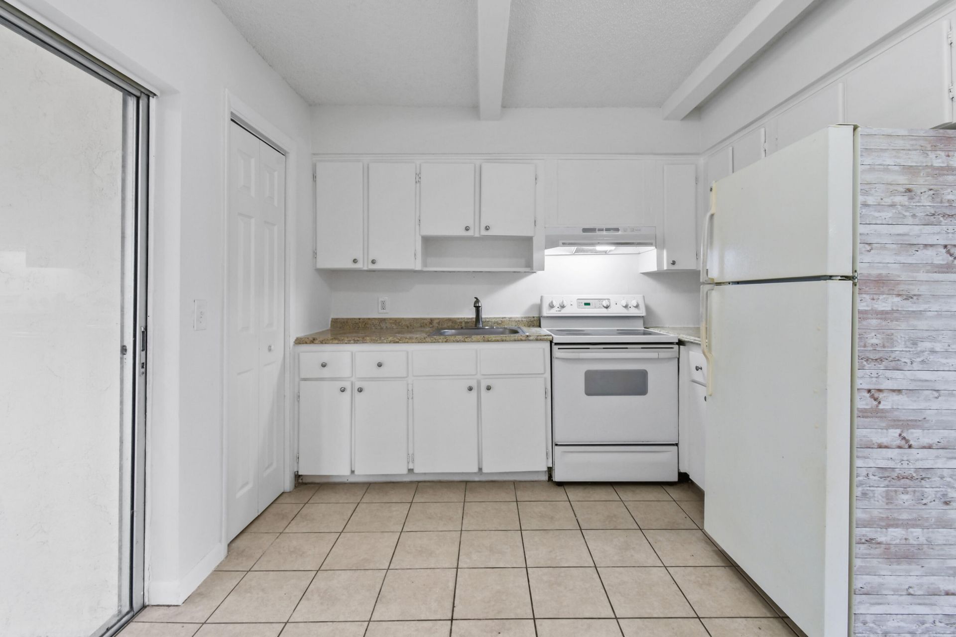 8401 SE Sunset Street, Hobe Sound, FL 33455 Photo