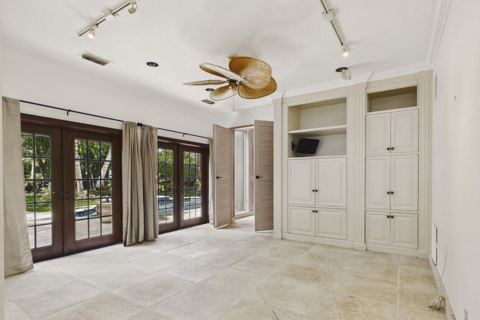 107 Flagler Promenade S, West Palm Beach, FL 33405 Photo