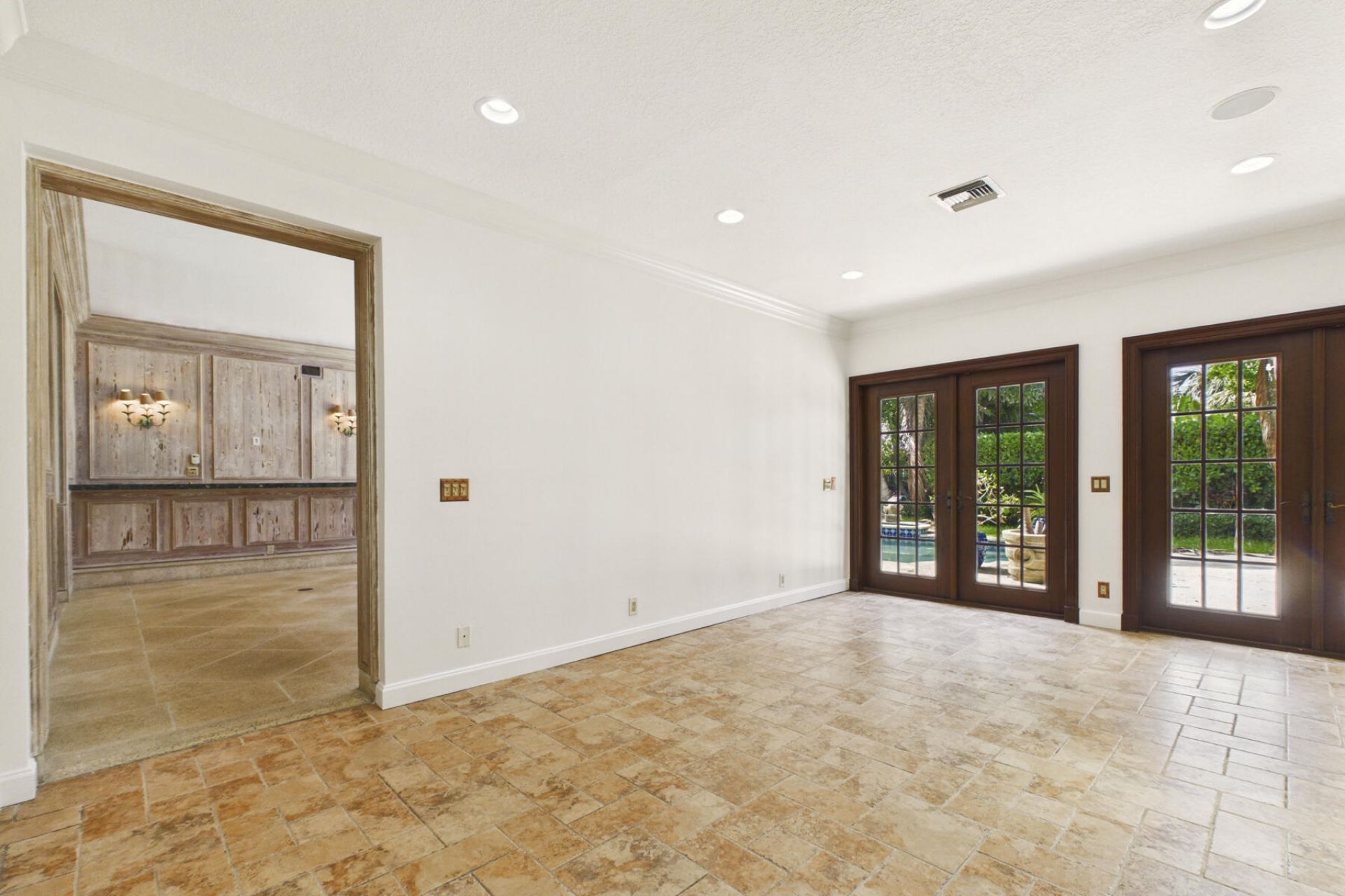 107 Flagler Promenade S, West Palm Beach, FL 33405 Photo