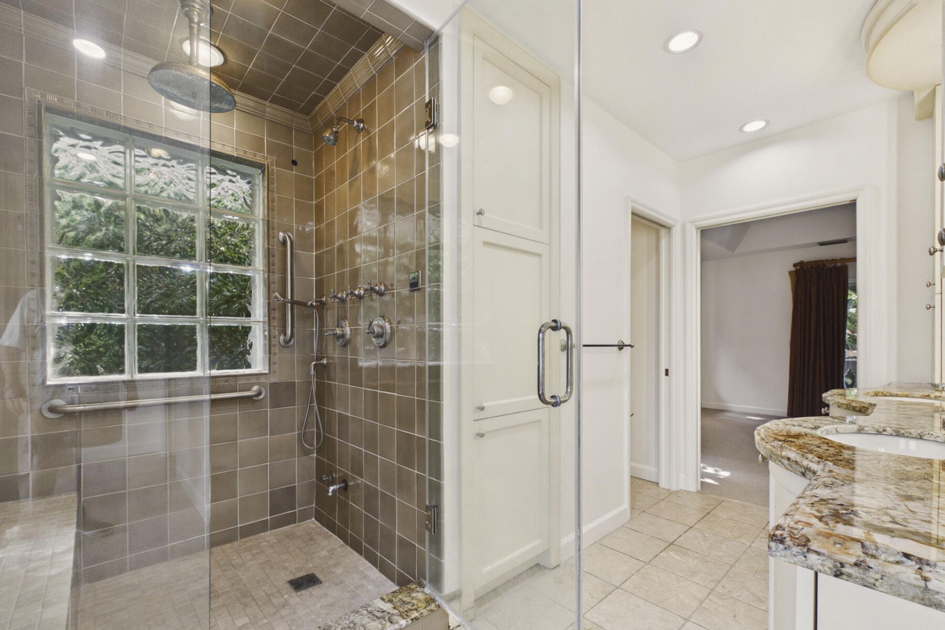 107 Flagler Promenade S, West Palm Beach, FL 33405 Photo