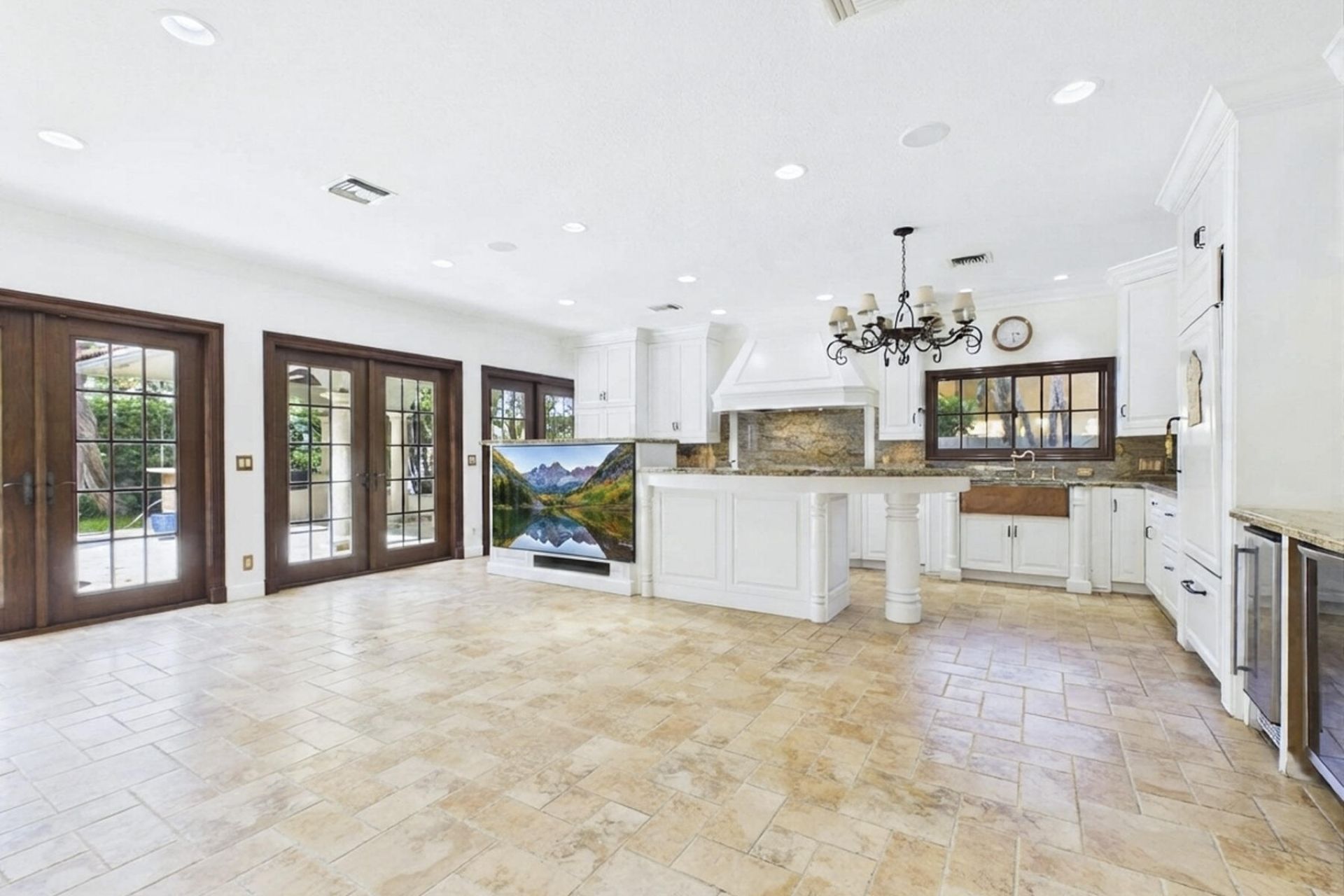 107 Flagler Promenade S, West Palm Beach, FL 33405 Photo