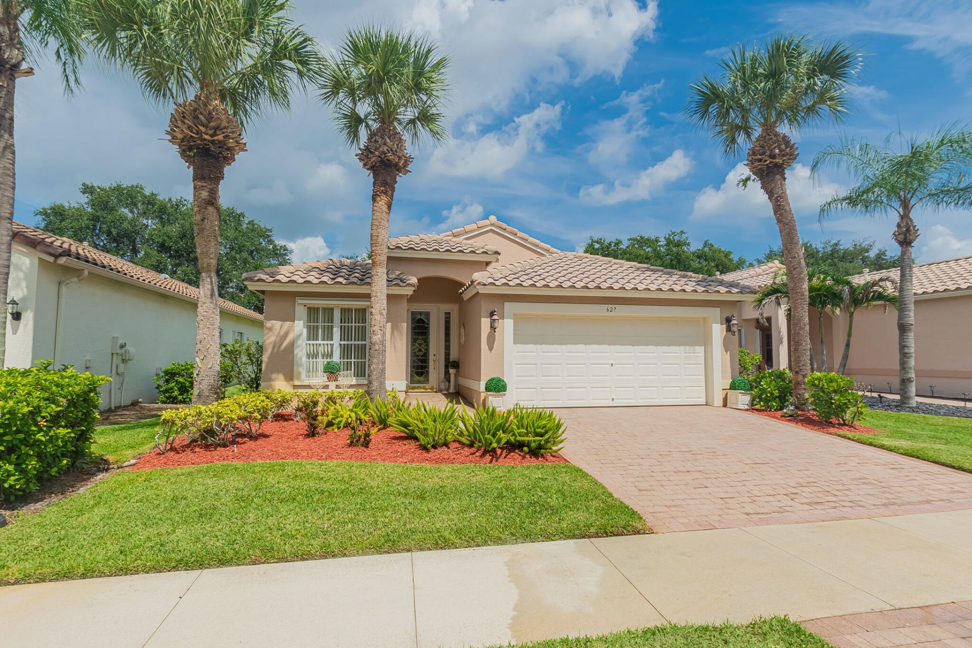 627 NW Whitfield Way, Port Saint Lucie, FL 34986 Photo