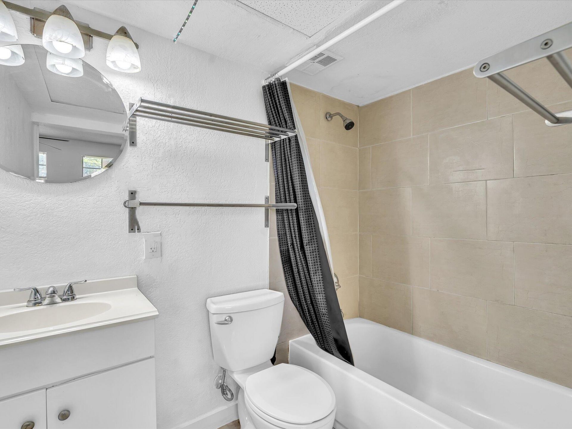 4400 W Broward Boulevard, Plantation, FL 33317 Photo