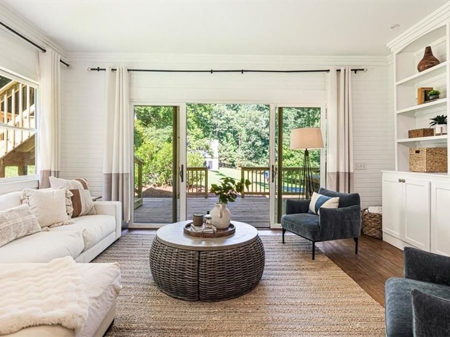 Property Image 44