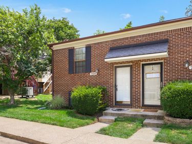 726 Spring Meadows Drive, Lexington, KY 40504