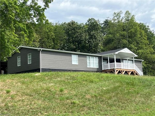 2014 Young Road, Walnut Cove, NC 27052