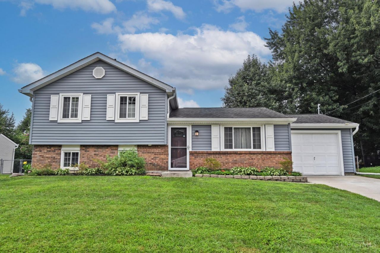 689 Redwood Court, Union Twp, OH 45244 Main Photo