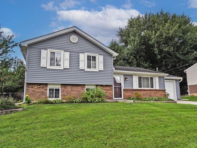 689 Redwood Court, Union Twp, OH 45244 Photo 2