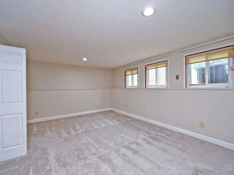 689 Redwood Court, Union Twp, OH 45244 Photo 24
