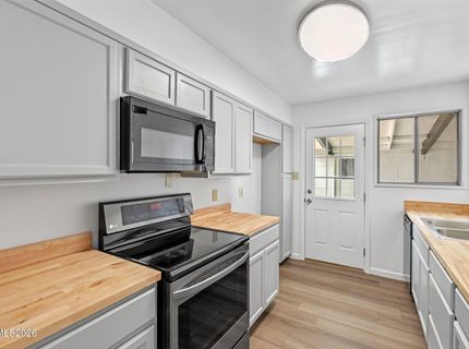 11793 Green Mountain Street, Reno, NV 89506 Photo