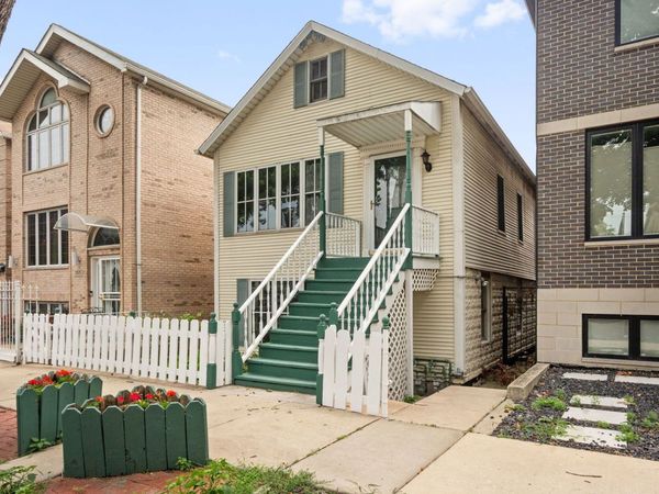 3517 S Lowe Avenue , Chicago, IL 60609