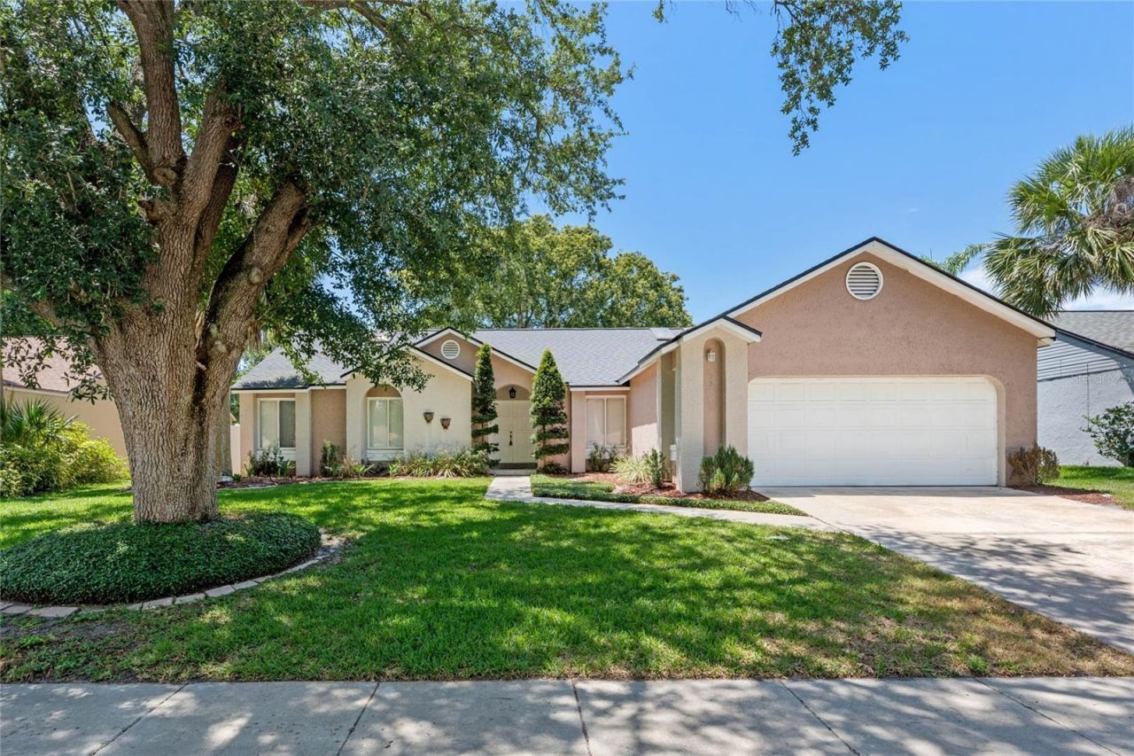 521 Lakeshore Circle , Lake Mary, FL 32746 Main Photo