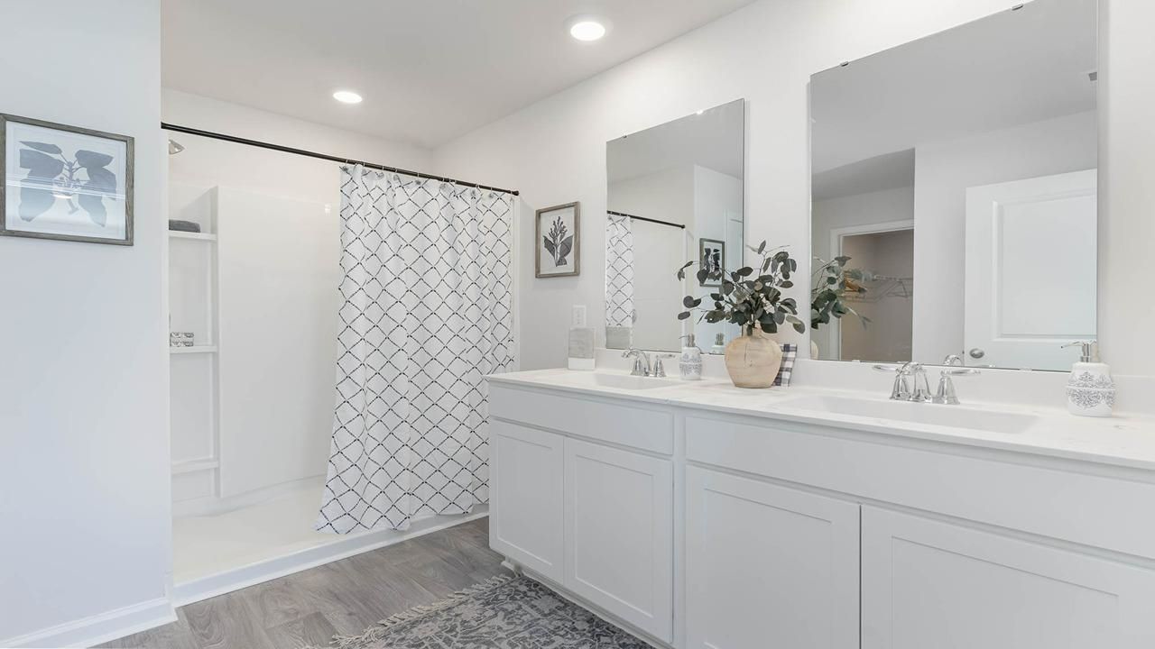 622 Strawberry Field Way  Photo 14