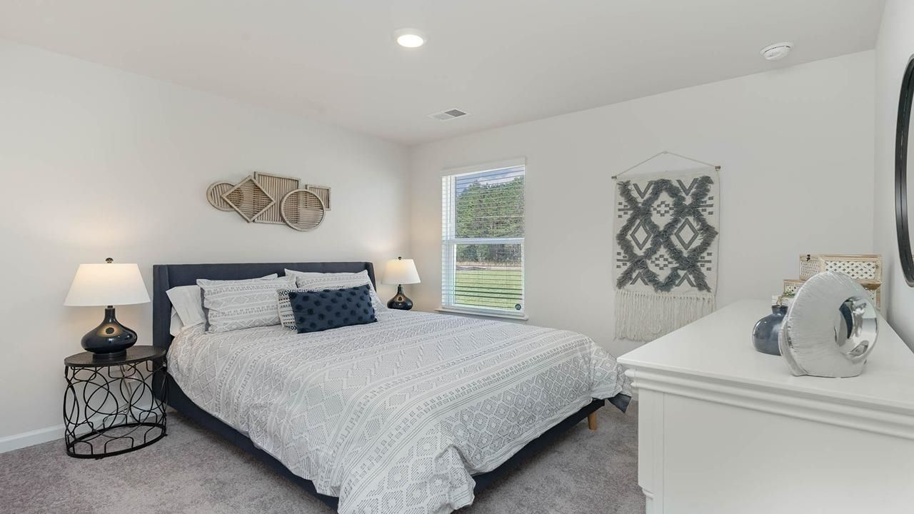 622 Strawberry Field Way  Photo 16