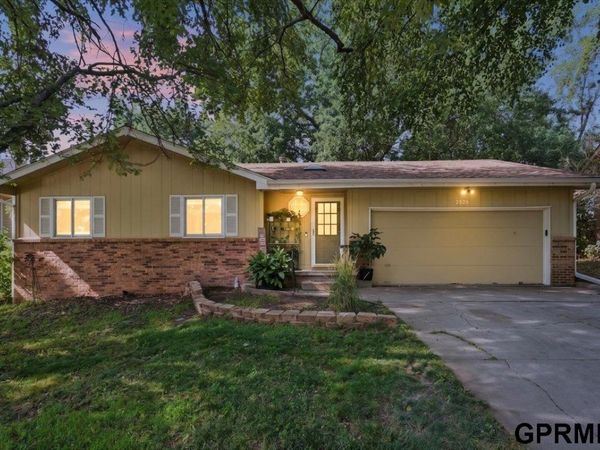 2526 N 130th Street, Omaha, NE 68164