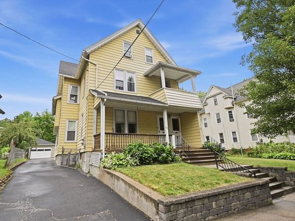 108 Grape St, Chicopee, MA 01013