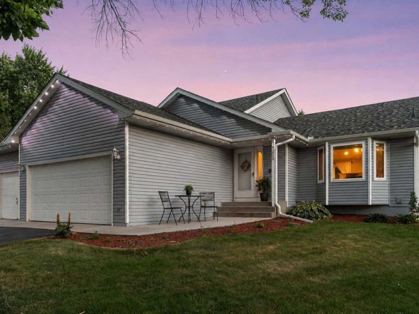 9203 Xenium Lane N, Maple Grove, MN 55369