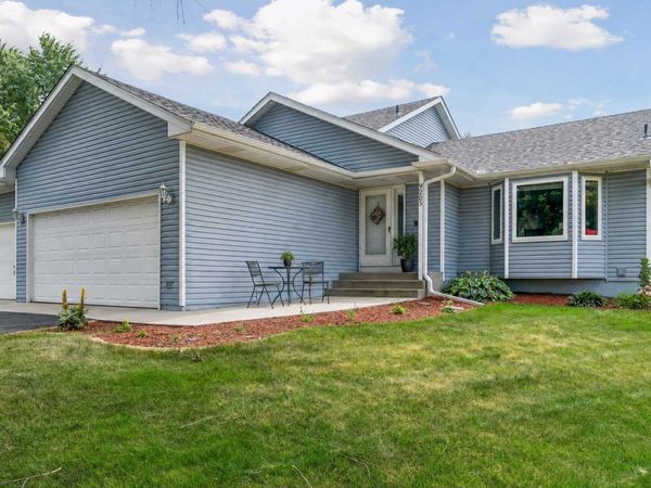 9203 Xenium Lane N, Maple Grove, MN 55369