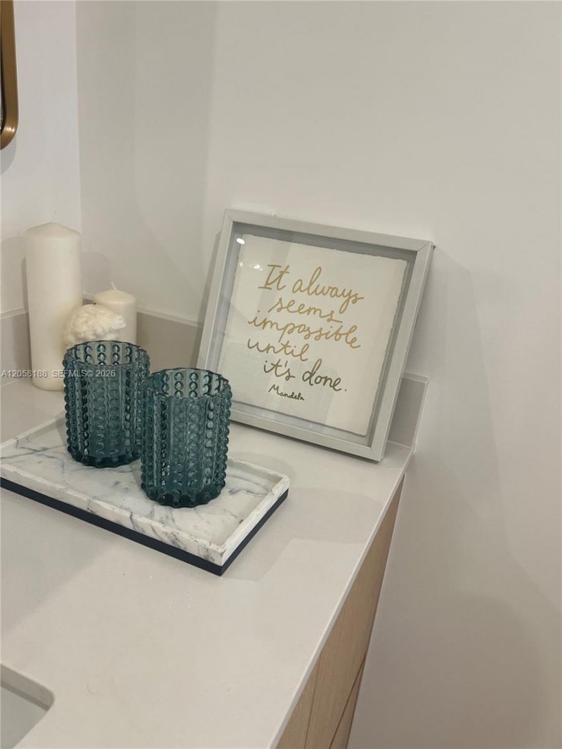 90 NE 32 , Unit 821, Miami, FL 33137 Photo