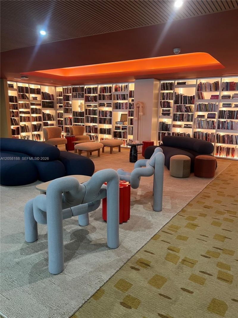90 NE 32 , Unit 821, Miami, FL 33137 Photo