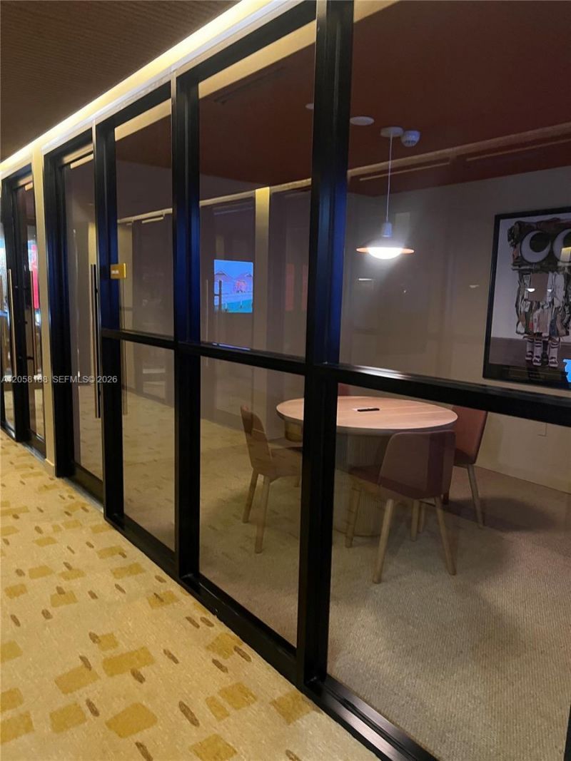 90 NE 32 , Unit 821, Miami, FL 33137 Photo
