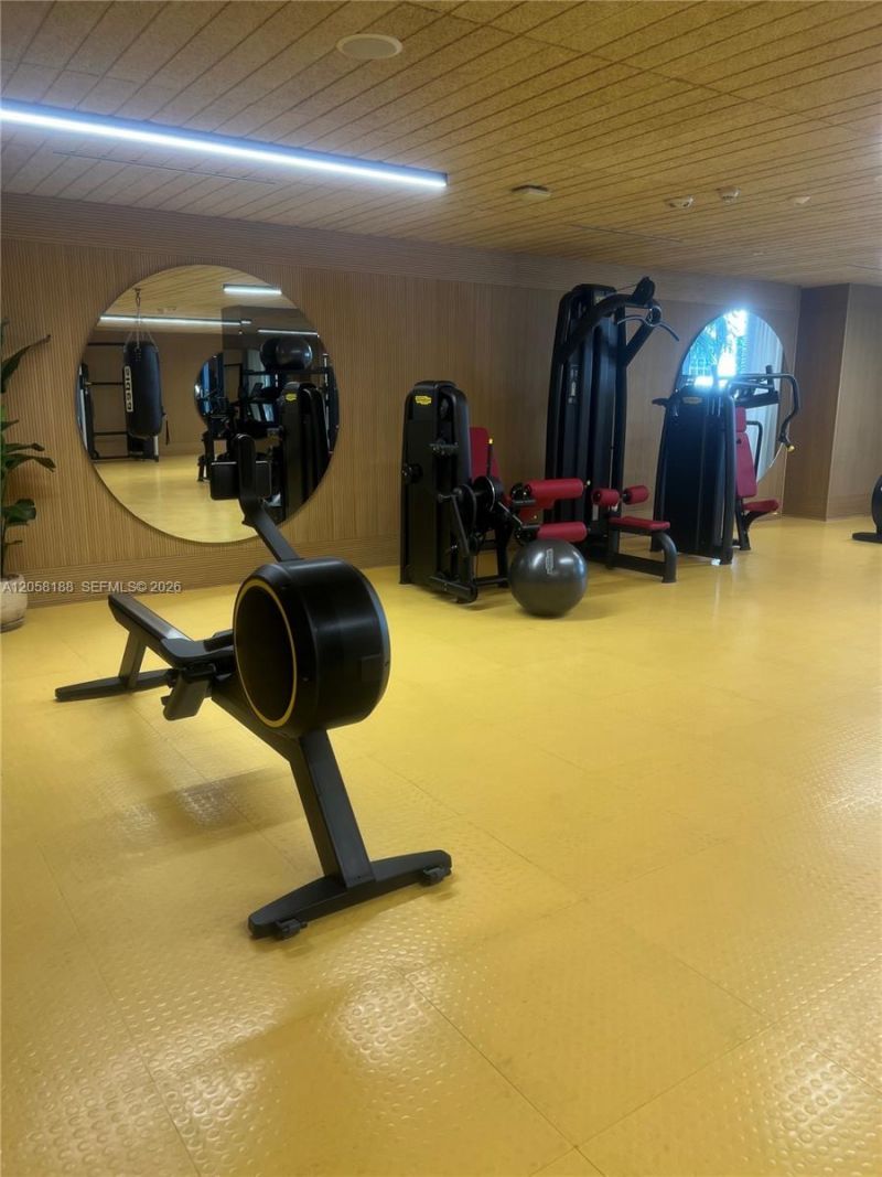 90 NE 32 , Unit 821, Miami, FL 33137 Photo