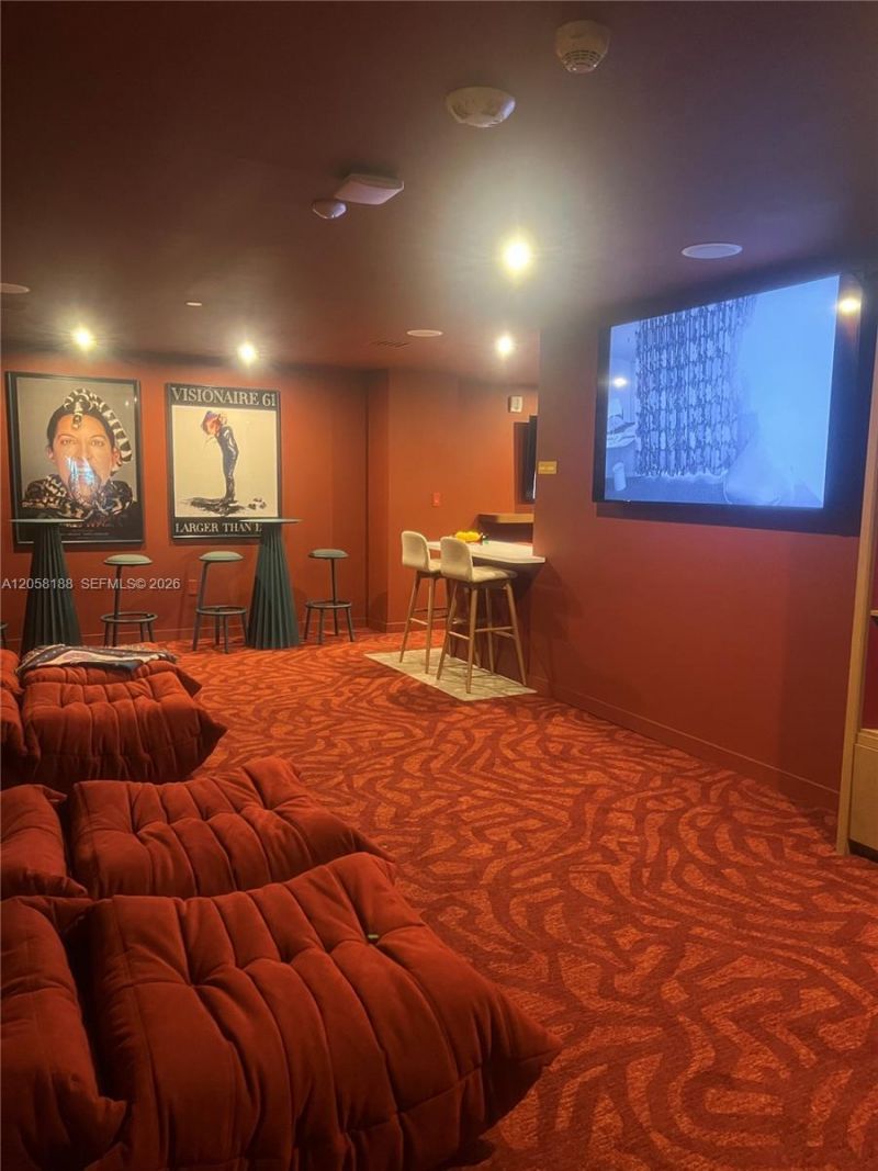 90 NE 32 , Unit 821, Miami, FL 33137 Photo