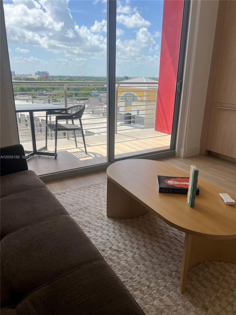 90 NE 32 , Unit 821, Miami, FL 33137 Photo
