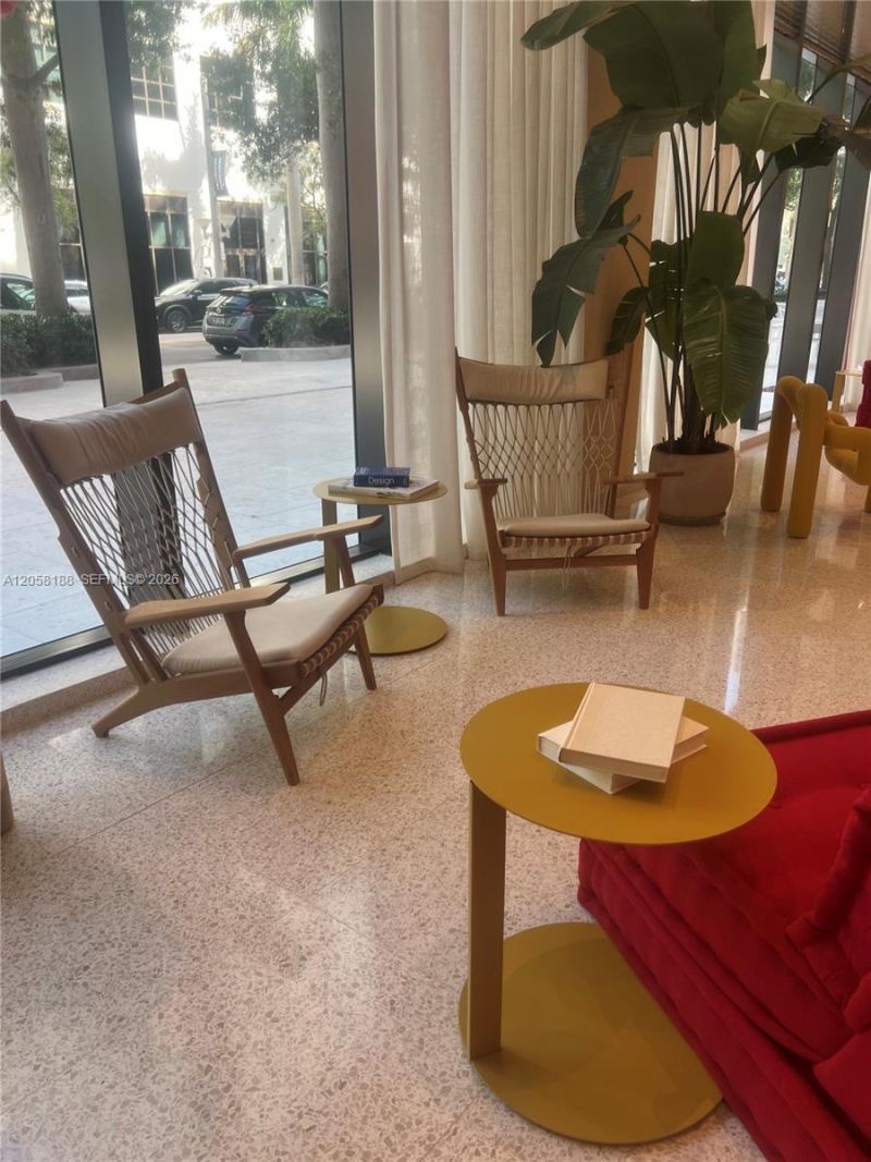 90 NE 32 , Unit 821, Miami, FL 33137 Photo