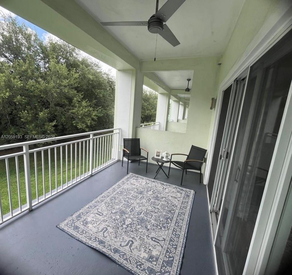 5300 NW 87th Ave , Unit 911, Doral, FL 33178 Photo