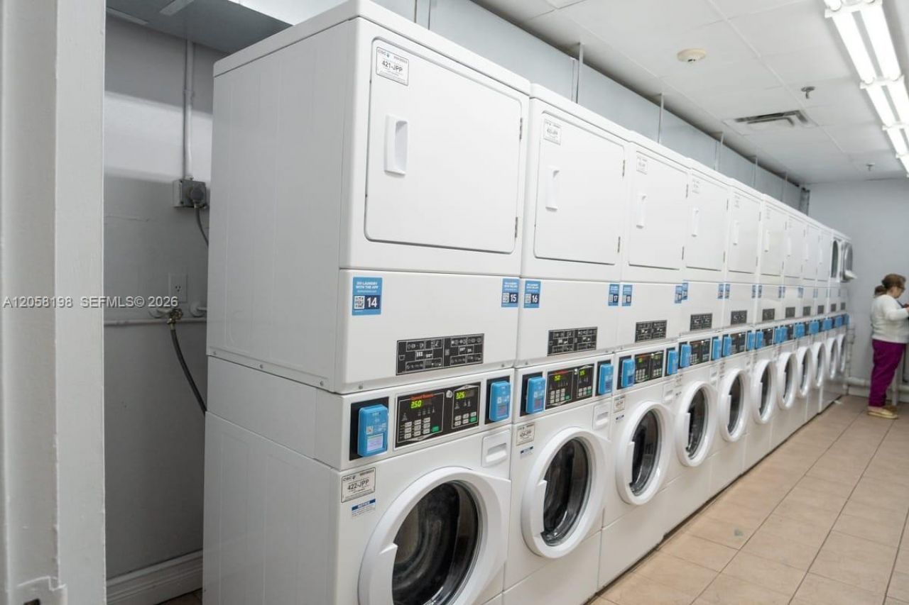 800 N Miami Ave, Unit E-1610, Miami, FL 33136 Photo