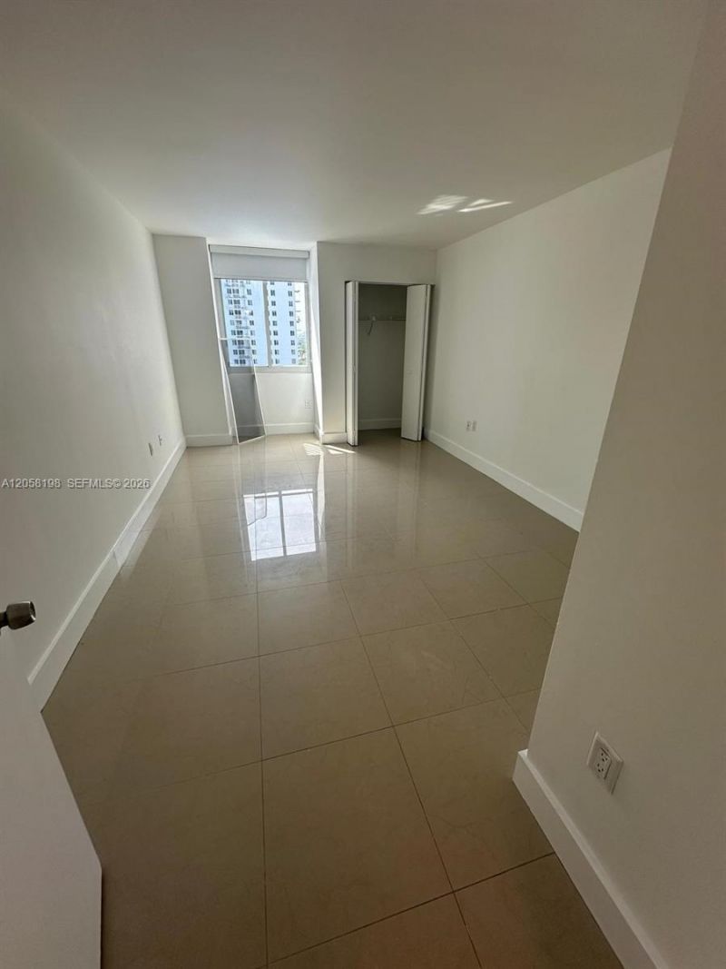 800 N Miami Ave, Unit E-1610, Miami, FL 33136 Photo