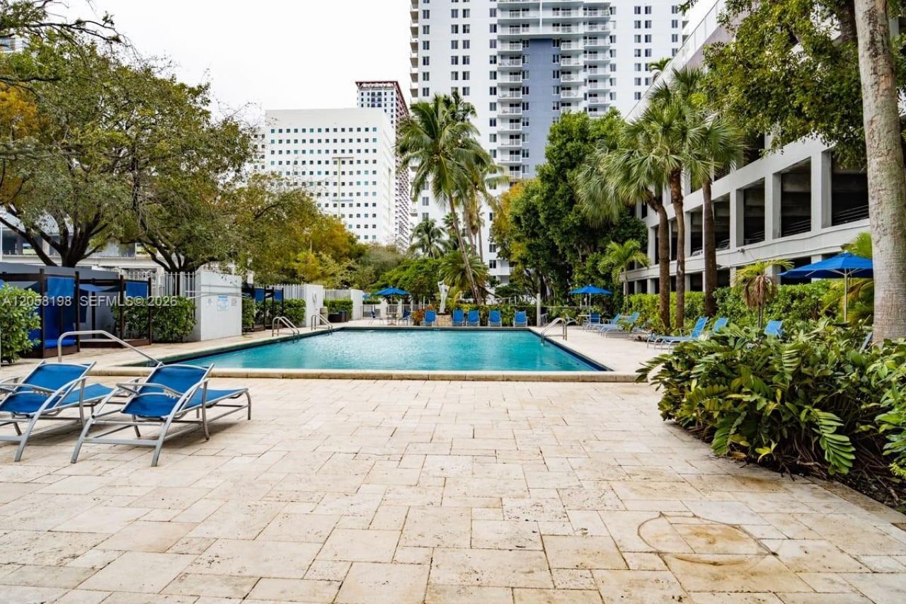 800 N Miami Ave, Unit E-1610, Miami, FL 33136 Photo