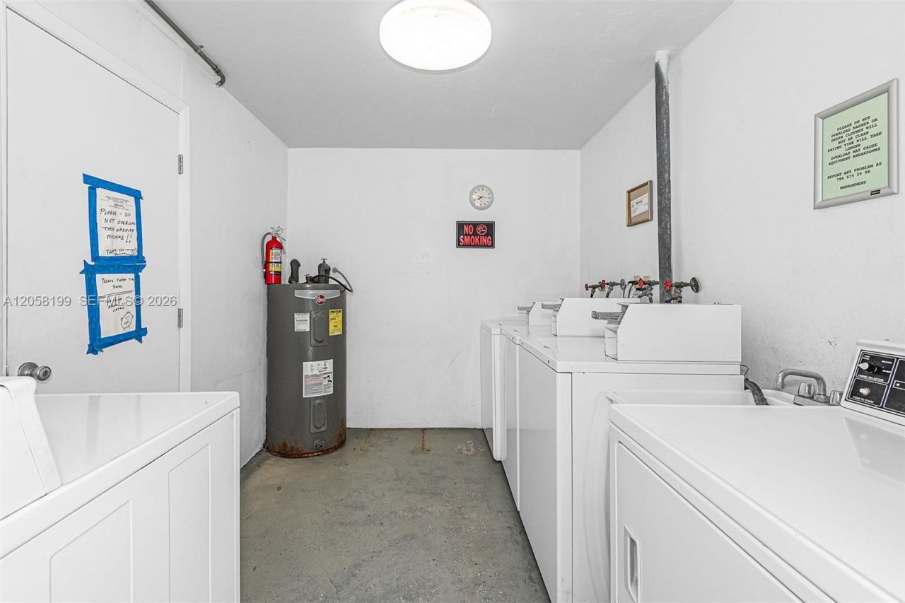 2826 Van Buren St , Unit 8, Hollywood, FL 33020 Photo