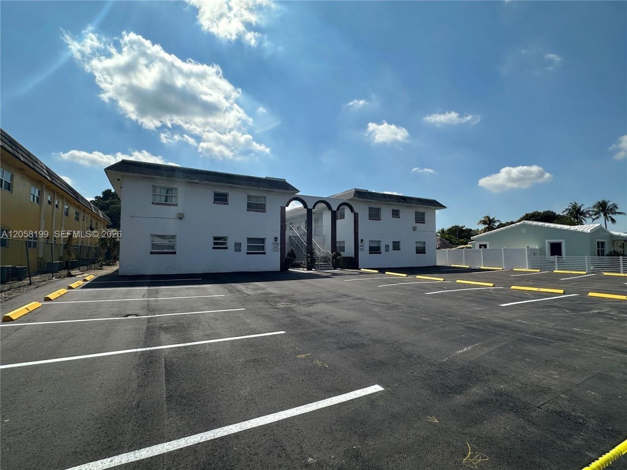 2826 Van Buren St , Unit 8, Hollywood, FL 33020 Photo