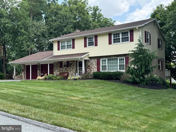 1941 GARNET ROAD , YORK, PA 17403