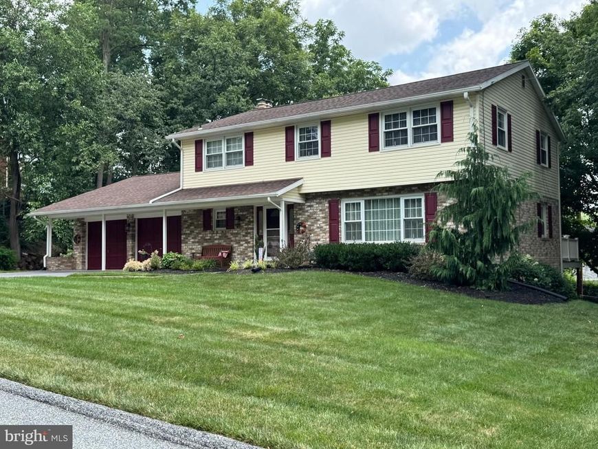 1941 Garnet Road , York, PA 17403 Main Photo