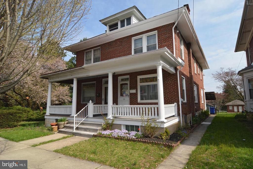 329 W PENN AVENUE, ROBESONIA, PA 19551