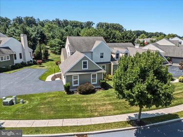 13 PARKSIDE DRIVE, ELVERSON, PA 19520