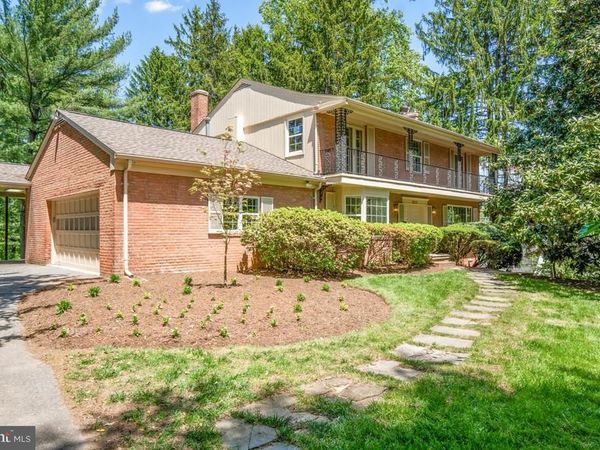 3211 FARMINGTON DRIVE, CHEVY CHASE, MD 20815