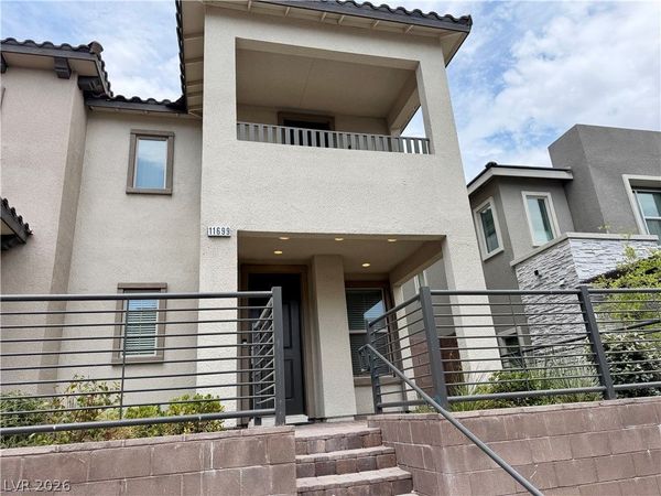 11699 Hamilton Lake Avenue , Las Vegas, NV 89138